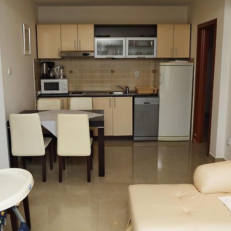 Apartmani Irena Petrovac Екстериор снимка