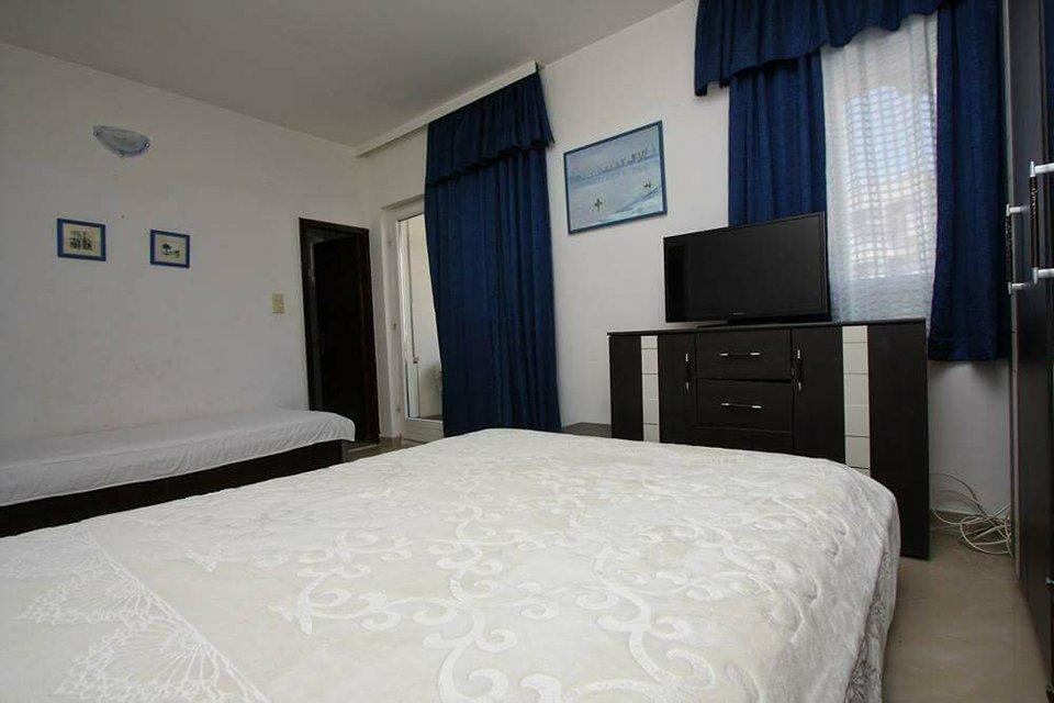 Apartmani Irena Petrovac Екстериор снимка