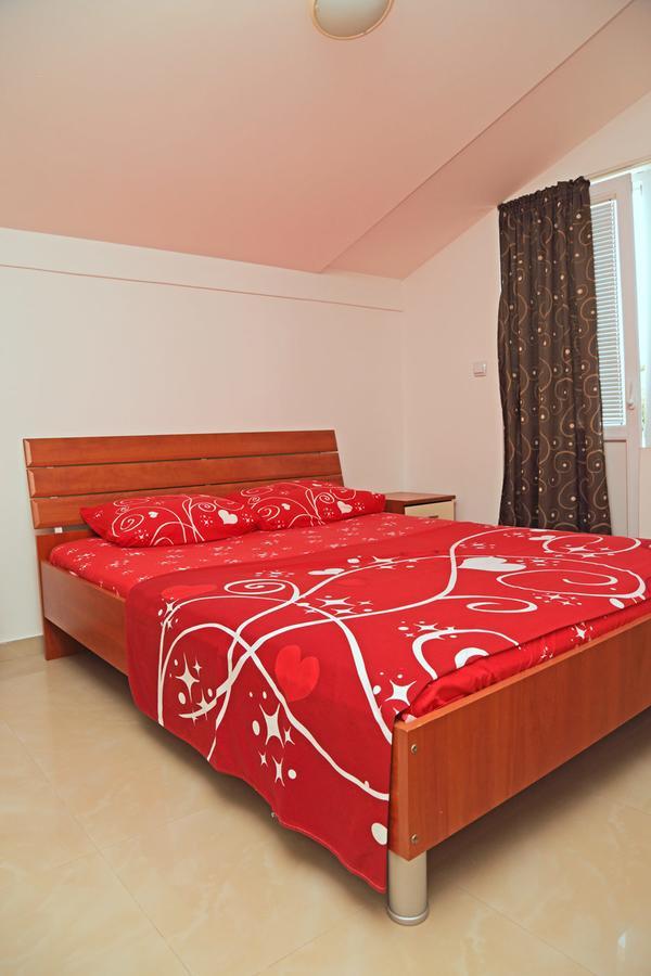 Apartmani Irena Petrovac Екстериор снимка