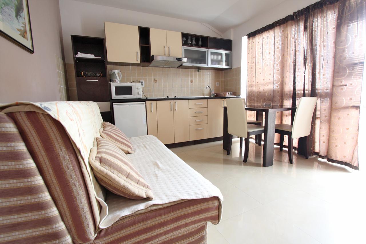 Apartmani Irena Petrovac Екстериор снимка