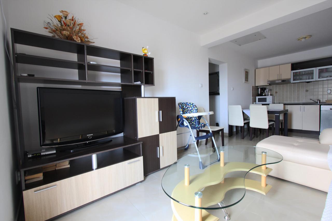 Apartmani Irena Petrovac Екстериор снимка