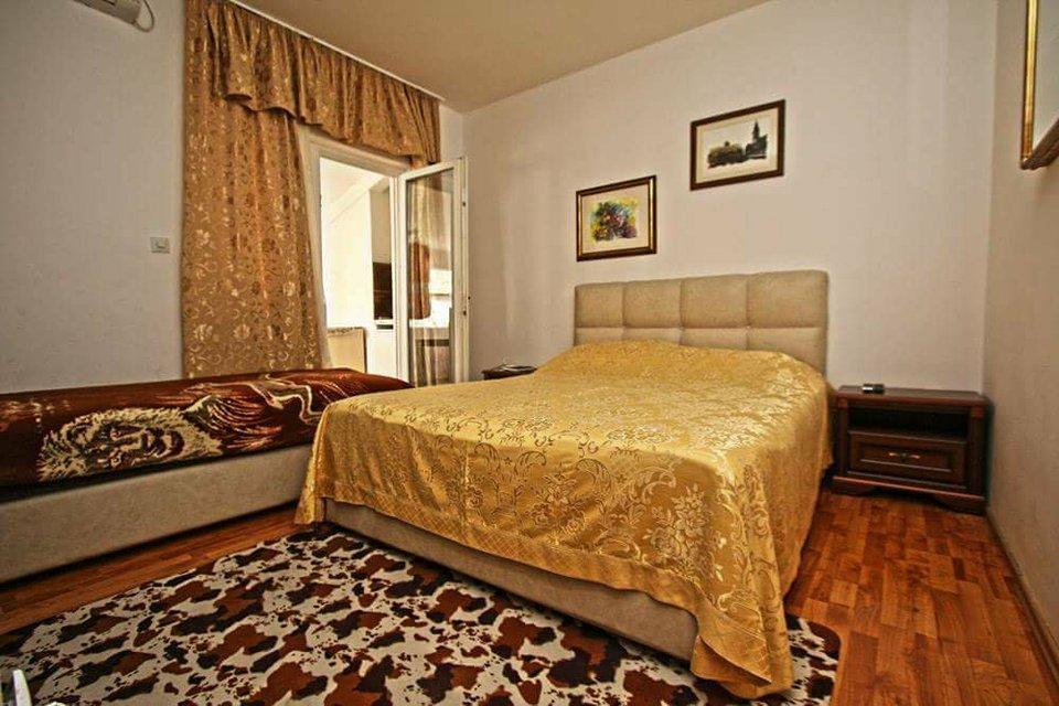 Apartmani Irena Petrovac Екстериор снимка